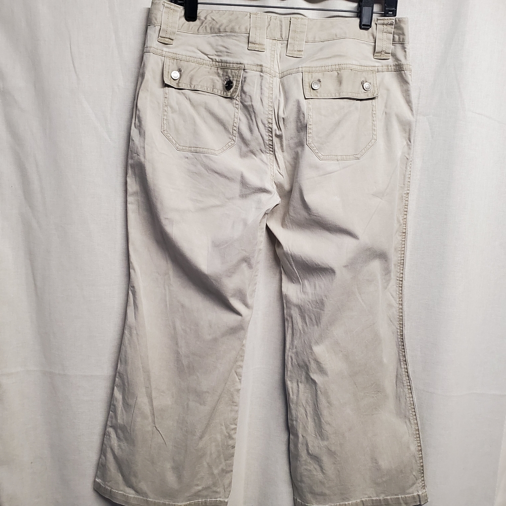 Express Women's Beige Cropped Pants - Picture 2 of 8